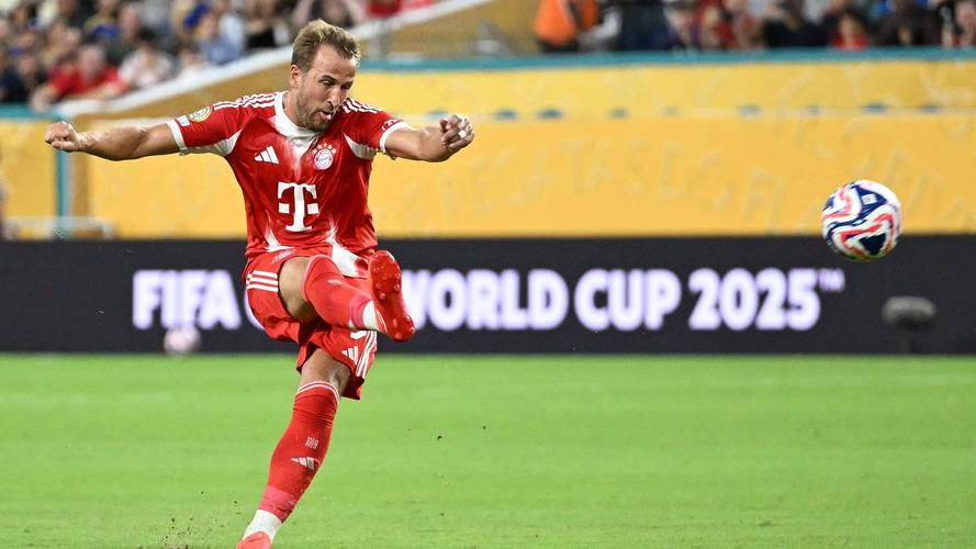 图片报谈拜仁训练情况：周一仅4名一线队球员参加，其中3名为门将