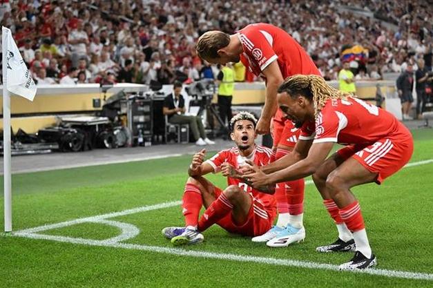 于帕梅卡诺：我们展现了团队精神，凯恩、迪亚斯都在参与防守