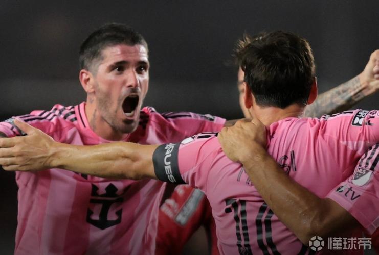 德保罗谈梅西续约：享受梅西的足球，很开心我们还能一起踢几年