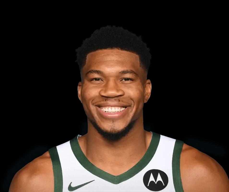 进化中的希腊怪兽!雄鹿官媒:本赛季至今字母哥三分命中率为67%