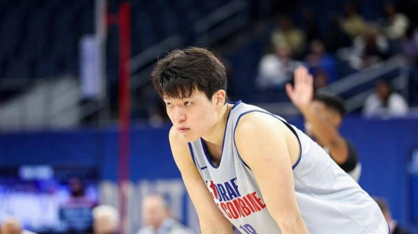 详细阅读:李凯尔:2023年杨瀚森就该跟我们一起打世界杯 只是那会他太年轻 李凯尔:2023年杨瀚森就该跟我们一起打世界杯 只是那会他太年轻