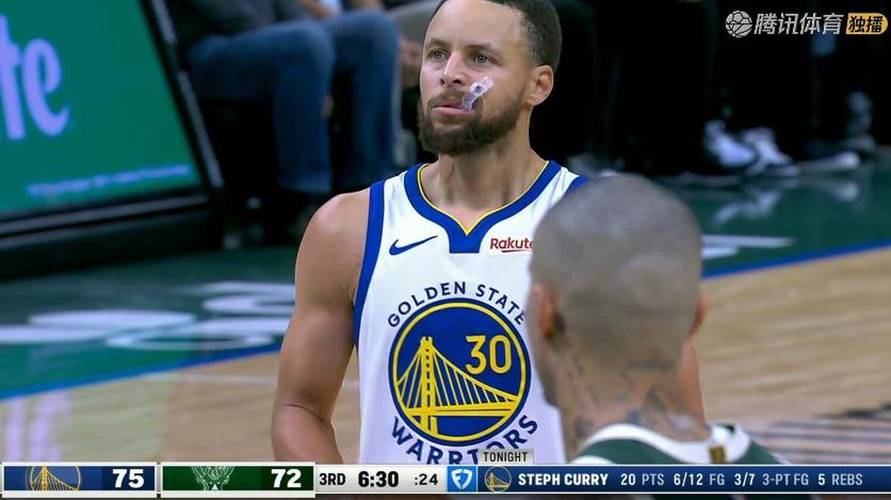 详细阅读:美网友:库里丑陋失误输给无字母雄鹿很可笑 当初留下罗林斯该多好 美网友:库里丑陋失误输给无字母雄鹿很可笑 当初留下罗林斯该多好