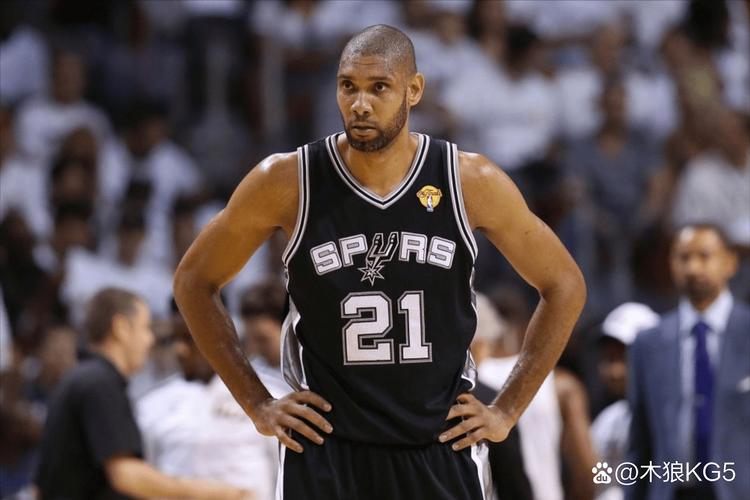 阿里纳斯:只要保持健康文班能拿DPOY&MVP 他能拿五双