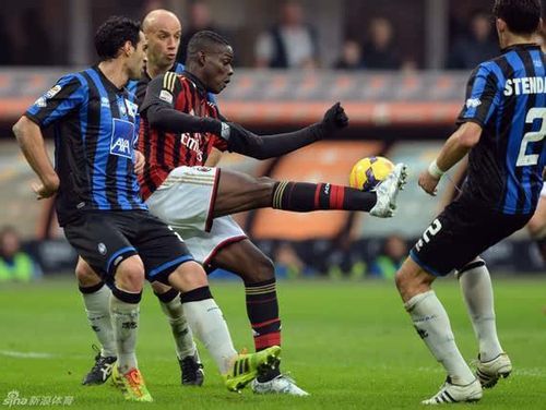 意媒：桑德兰有意租借S·希门尼斯，附带特定条件强制买断条款