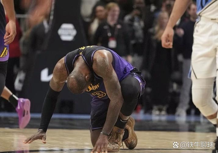 詹姆斯：看到布朗尼持续进步&在伤病潮中抓住机会 我真的很欣慰